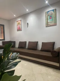 ꕥ Beautiful A/C condo city center guilez - Image 2