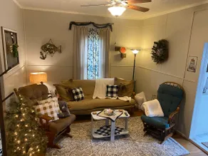 The Little House, walking distance to Main Street - Image 2