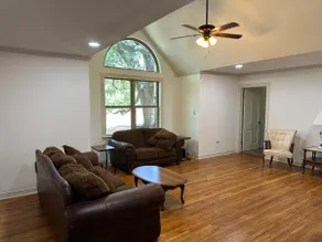 Escape to the Country - Full home in Paluxy - Image 5