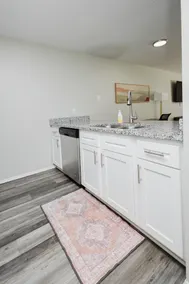 The Spade < 4 miles from U of A Pet Friendly - Image 5
