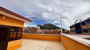 Comfortable and centrally located apartment - Image 5