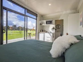 Rural retreat - Tahi cabin - Image 4