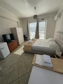 runway stay - Image 4