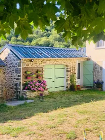 Atypical Chalet House - Image 2