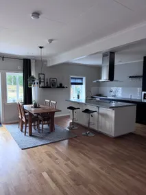 Modern apartment in a peaceful location - Image 2