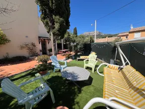 Rare F4, private garden, free park, AC/wifi, calm - Image 2