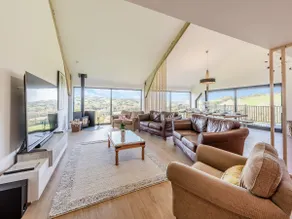 Westpitt Farm - The Hay Loft - Image 3