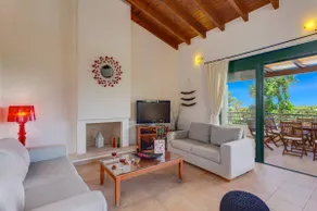 Villa Anna Maria by Villa Plus - Image 4