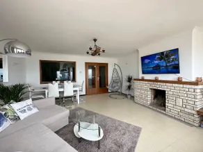 Seaside Serenity Gorgeous 3/2 Oceanfront Apartment - Image 4