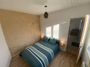 Small single-storey house (air-conditioned) - Image 3