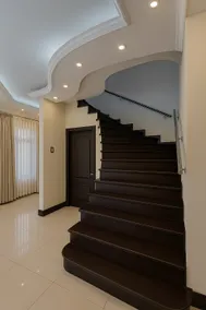 Spacious family home. - Image 5