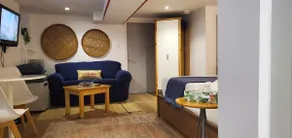 Private Lower-Level Suite in Corso Italia - Image 3