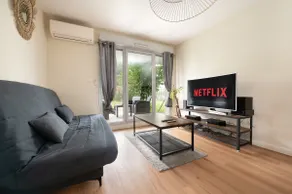 L'ovalie - Charming Air-conditioned 2-Room Apartment Private Parking - Image 2