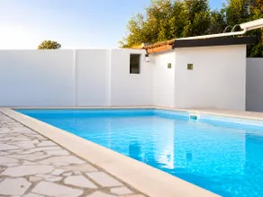 Villa with Pool – Peaceful Stay Near the Sea - Image 2
