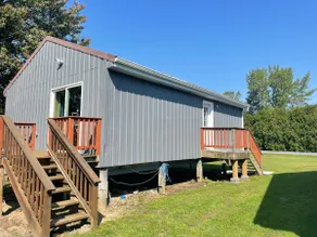 Chazy, cabin by the river - Image 2