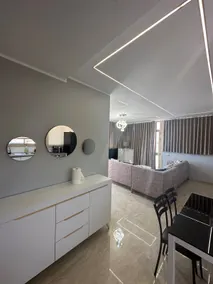 Luxury Rooftop Wifi, Ac, Outdoor Barbecue - Image 2