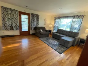 Nana’s Townhouse - Image 2