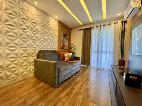 1-Bedroom Premium Batel · Sky · Air Conditioning and Pool - Image 2