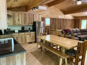 Beautiful log cabin in the UP - Image 5