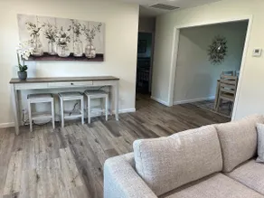 Beautiful 2 BR Cottage in Hamilton - Image 5