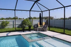 Private Pool Oasis in Cape Coral - Image 4