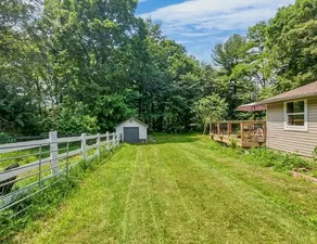 A cottage with wonderful scene in 3.7 acres land - Image 3