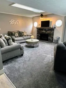Family Home Near Top Attractions - Image 2