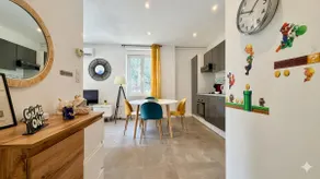 Pool & Arcade • 2 bedrooms • Train station 5 min away - Image 4