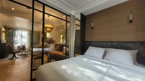 Refined appartment in Montmartre - Image 3
