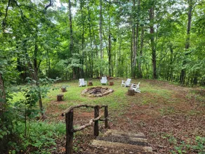 Cozy & Private Smoky Mtn Gem Cabin - Image 3