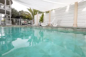 Rish-Villa with a hammam in the complex, a dimension, and a heated pool! - Image 2