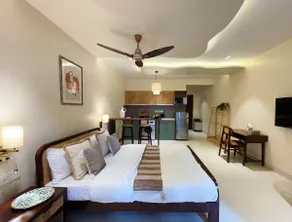 Luxurious studio apartments | Pool facing - Image 2