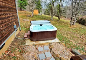 Cozy 3-Bedroom Phoenix Cabin in Jefferson, NC - Image 4