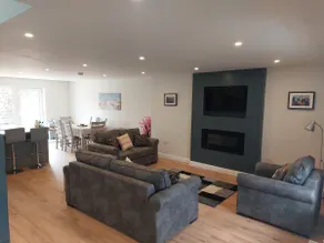 Stunning New 3 Bed Townhouse - Image 2