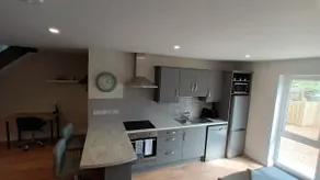 Stunning New 3 Bed Townhouse - Image 3