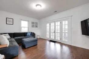 Central Gardens Home In Perfect Location - Image 3