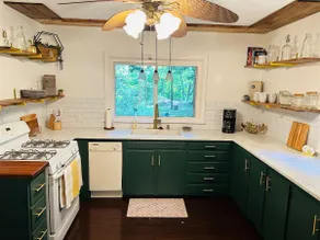 Historic Salmon River Cottage 3BR King/Queen Beds - Image 2
