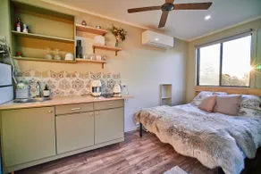 Lilypad Eco Cabin - Image 2