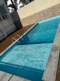 Beachfront loft with pool - Image 3