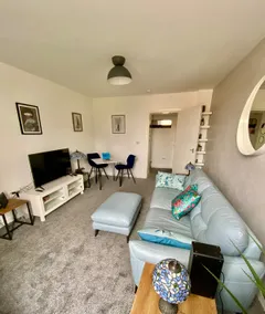 Elegant Pied-à-terre - Image 4