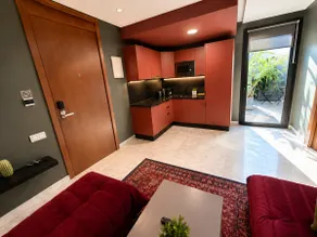 Cozy/Luxury/Unique/Jacuzzi/Parking/ - Image 5