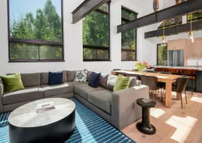 New Modern 4BD/4BA Home with Scenic Views - Image 4