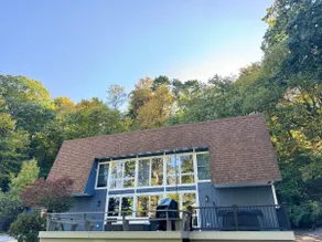 Entire Home in the Heart of Deep Creek Lake - Image 2