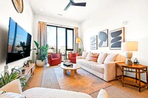 Modern Luxe Retreat/ Free Parking/ 2BR - Image 2