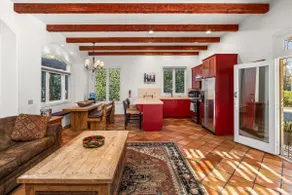 The perfect Los Olivos Guest House - Image 2