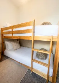 South Inch Townhouse · Perth · 2BR · Sleeps 4 - Image 5