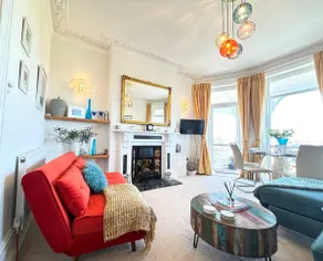 Modern 2 Bedroom Sea View Apartment, Minnis Bay - Image 2