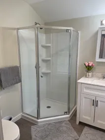 Beautiful private en suite in Thornton - Image 4