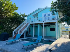 Quaint Matlacha Island Cottage - Image 3
