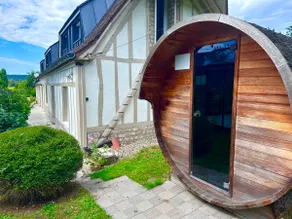 Charming Normandy house • Private hot tub • Sauna - Image 2